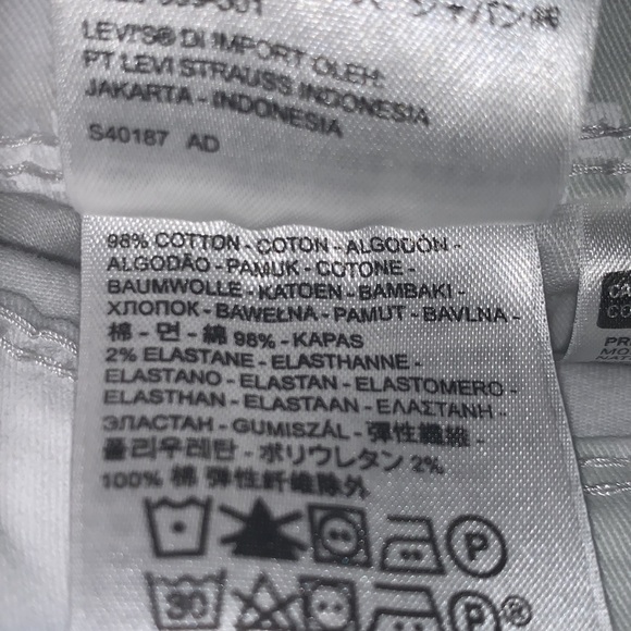 LEVI’S BRAND NEW SIZE 27 SUPER CUTE DIGITAL DESIGN SHORTS - Picture 7 of 7